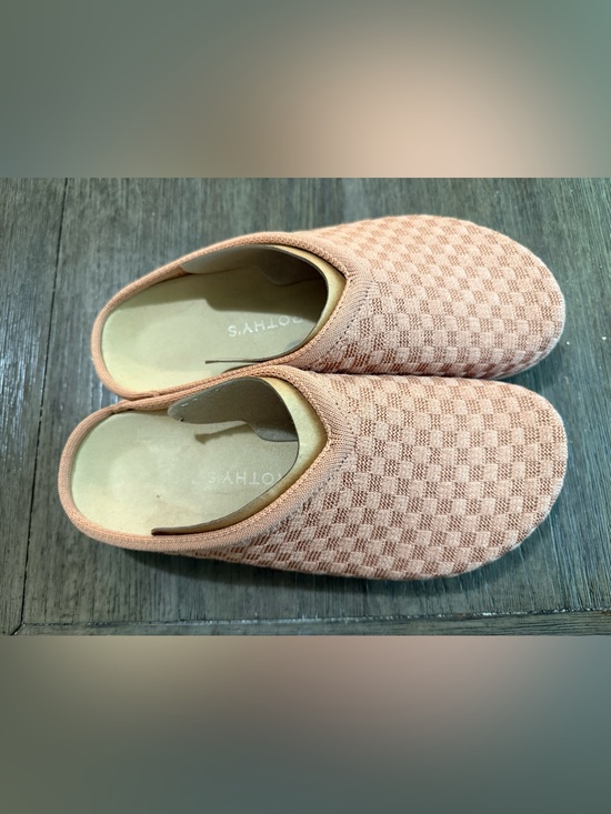 Rothy's Shoes - Rothy’s Women's Slip-On Mules in Peach Knit Checker Pattern